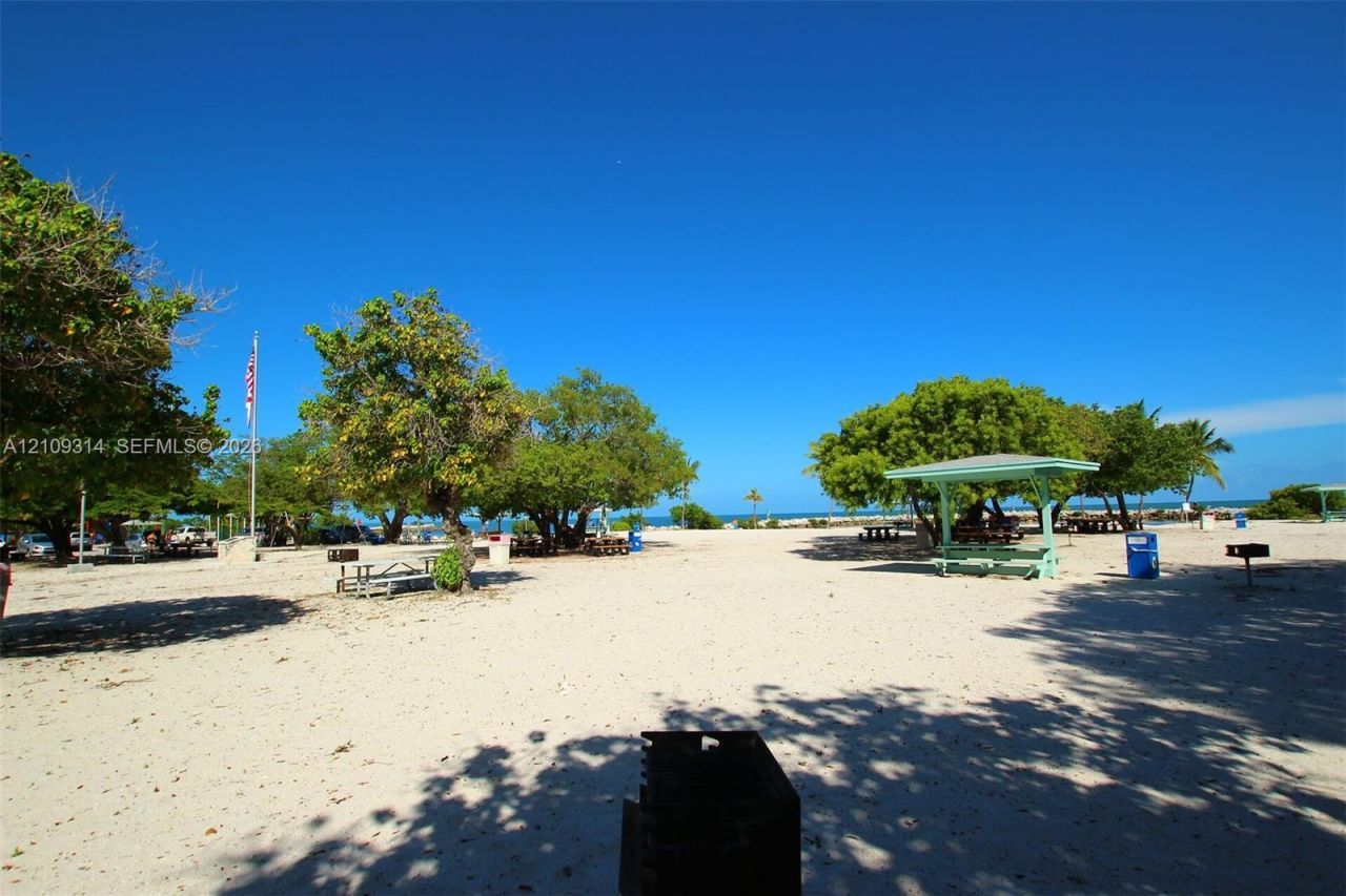 222 Cuba Rd , Key Largo, FL 33070 Photo
