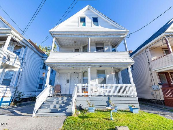 34 Robinson Street, Schenectady, NY 12304