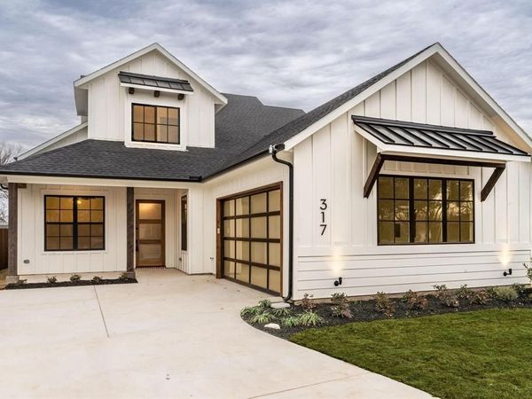 317 Travis Street, Roanoke, TX 76262