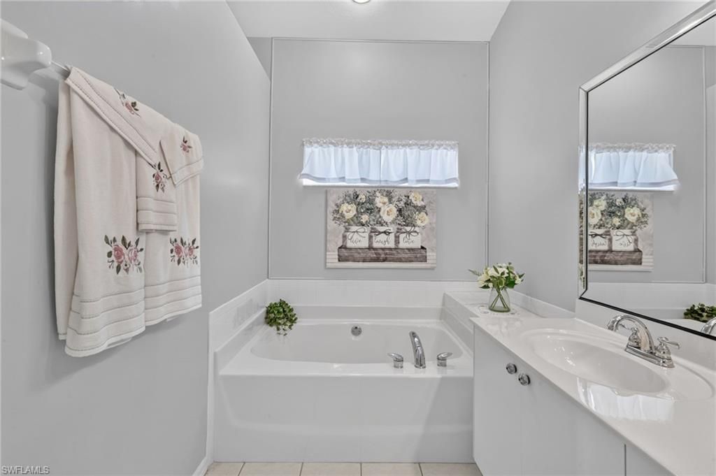 14135 Plum Island Dr, Fort Myers, FL 33919 Photo