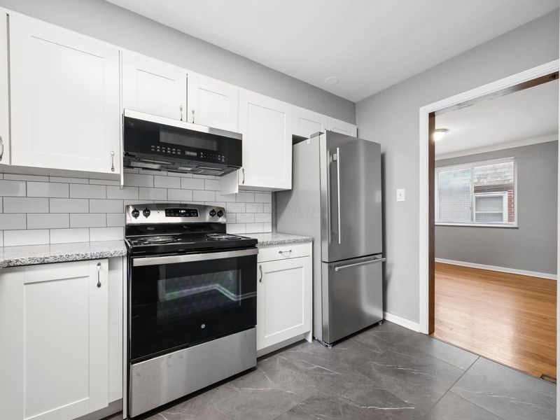 1796 Northwest Boulevard, Unit A & B, Columbus, OH 43212 Photo 9