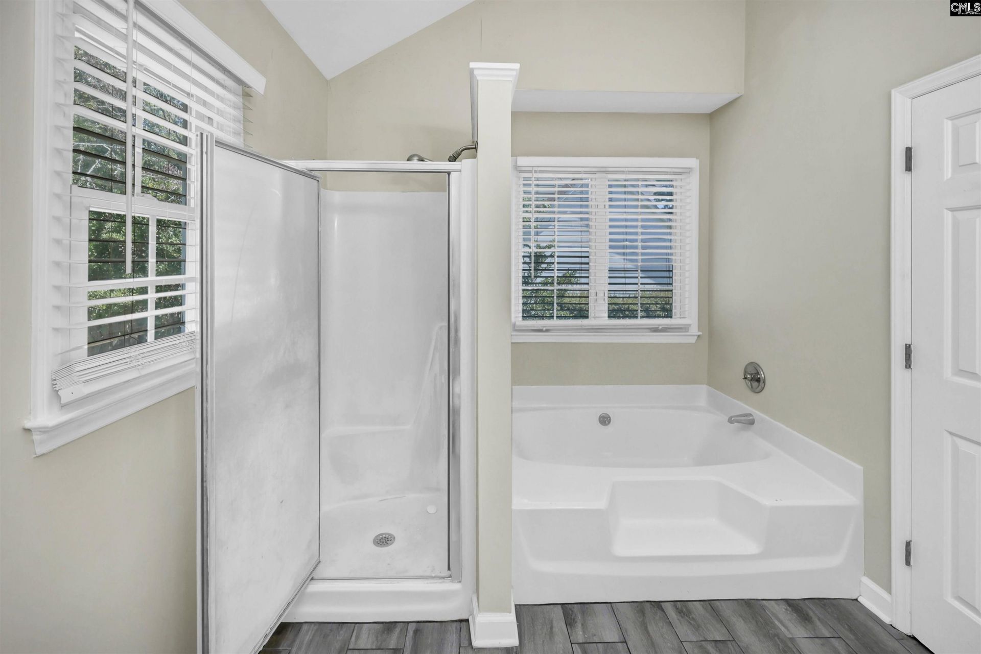 141 Brook Hollow Drive  Photo 25