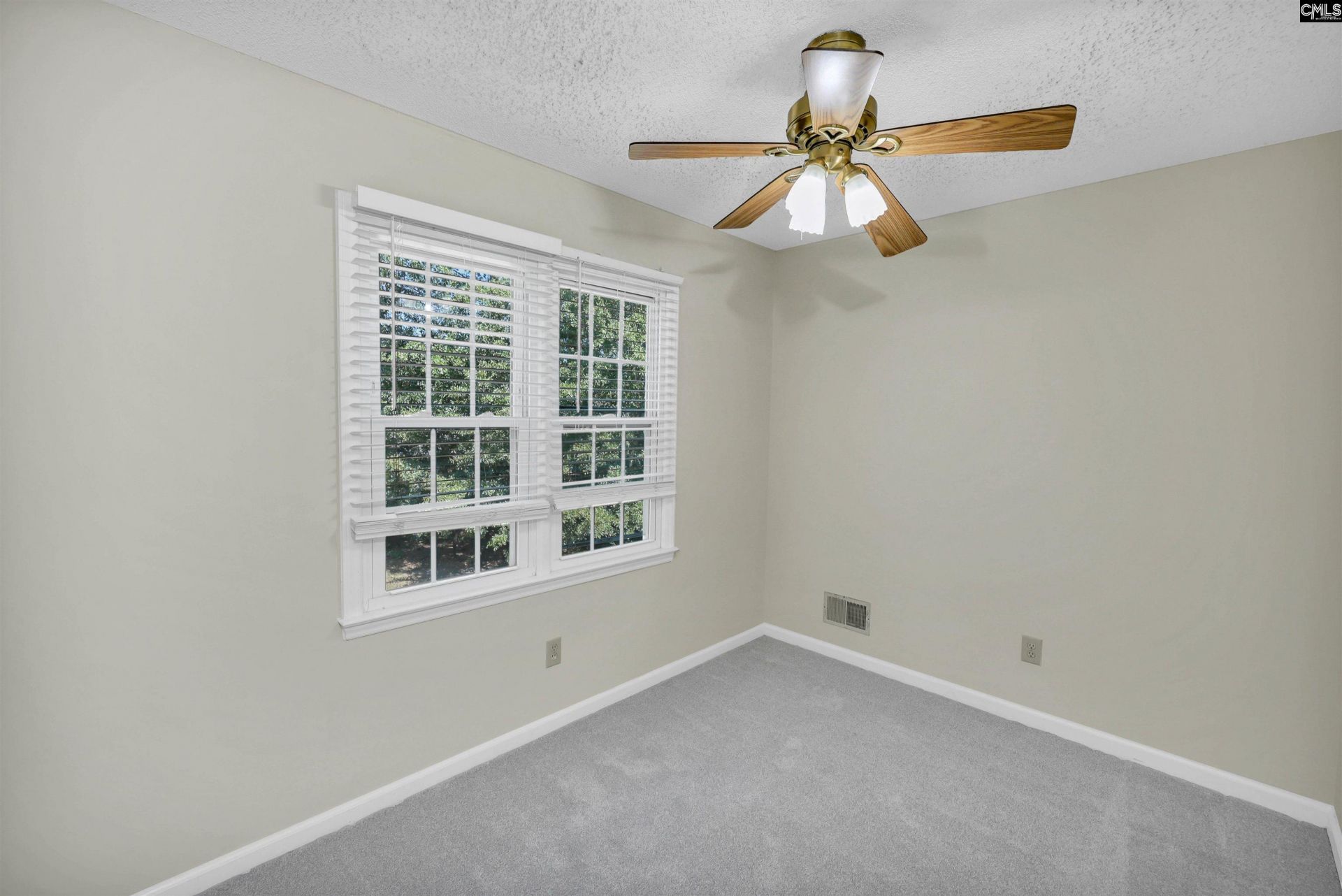 141 Brook Hollow Drive  Photo 31