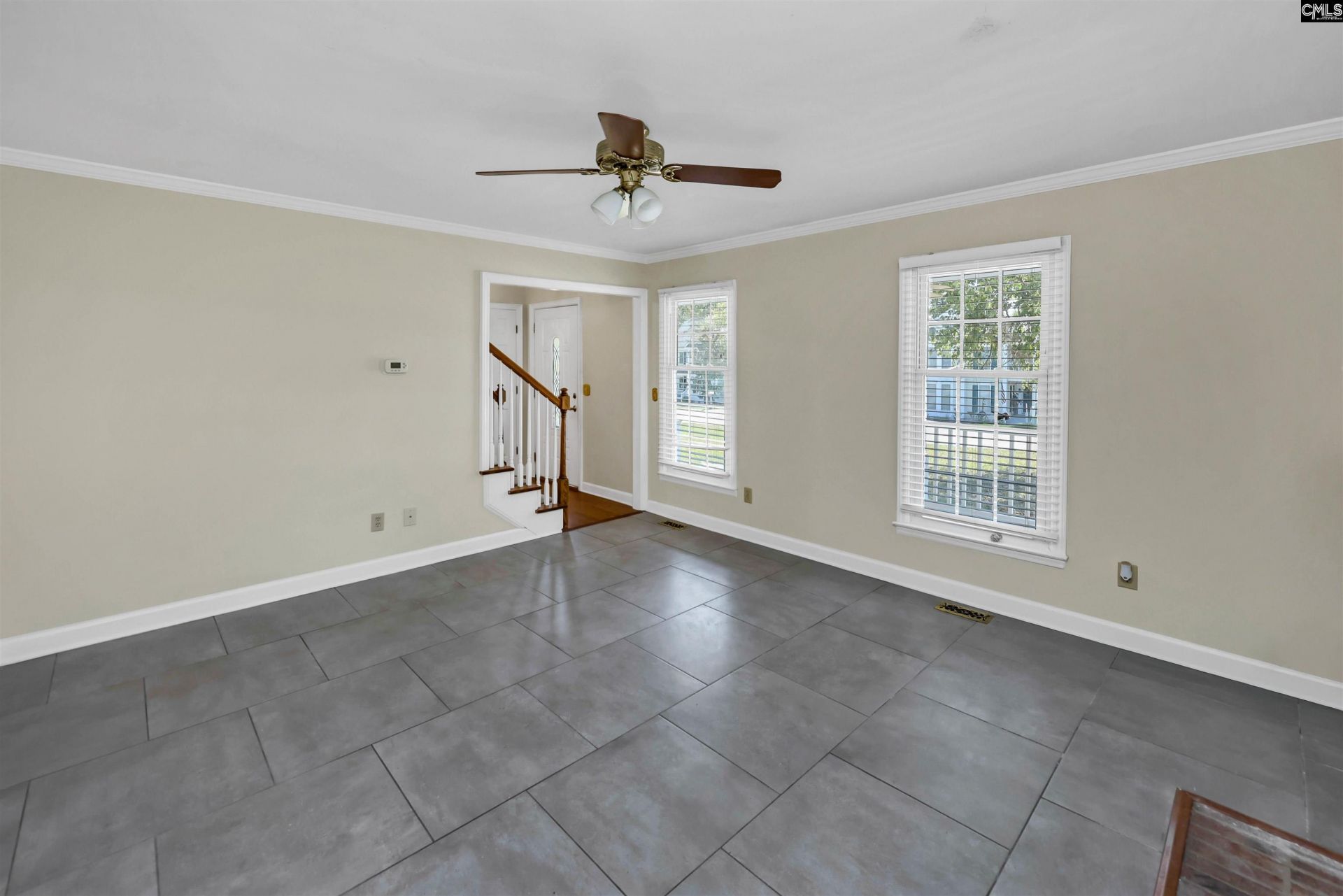 141 Brook Hollow Drive  Photo 7