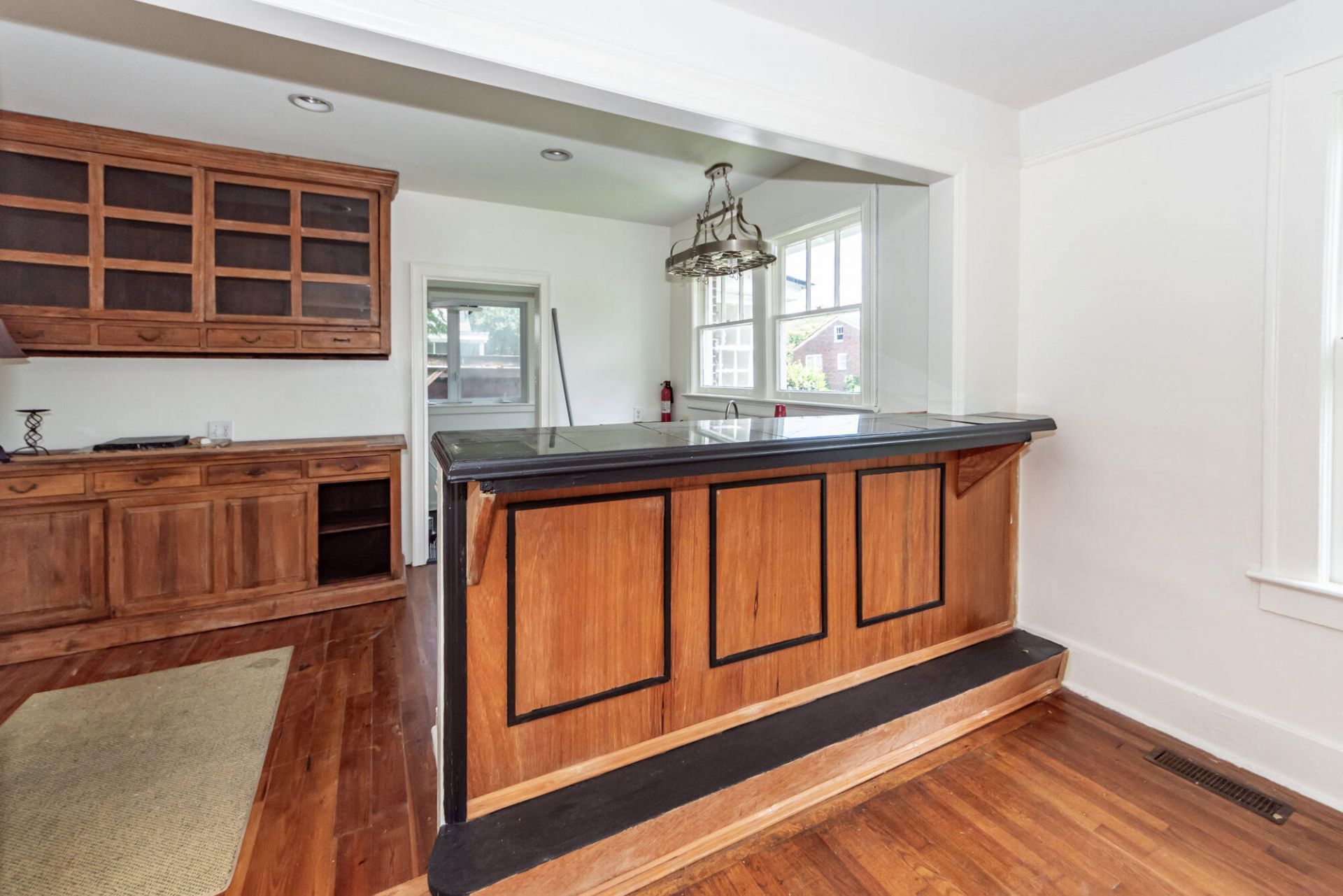 25 8th Avenue Photo 11