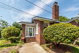 25 8th Avenue photo 4