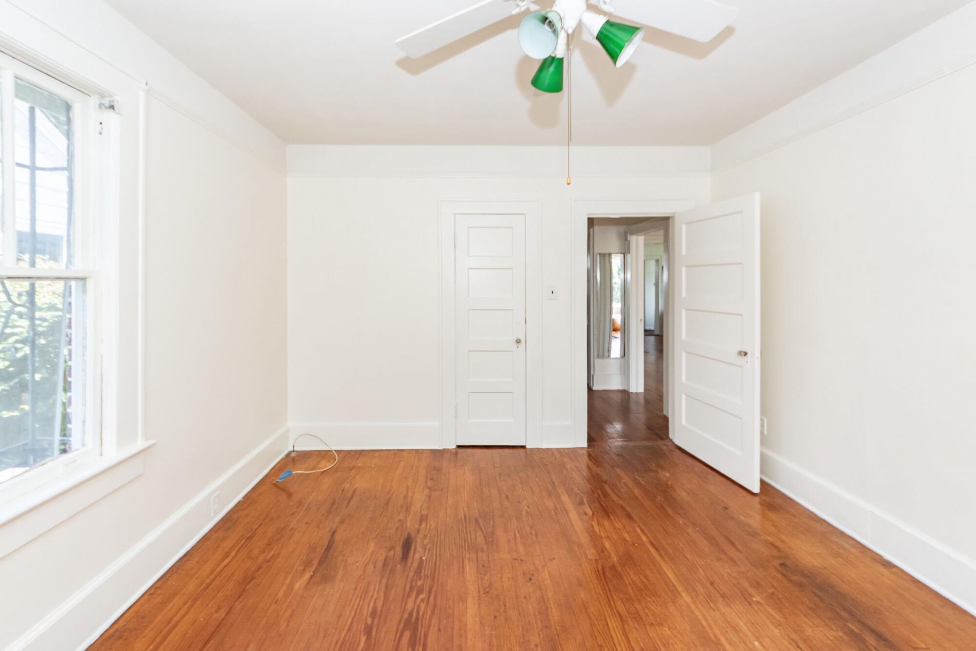 25 8th Avenue Photo 20