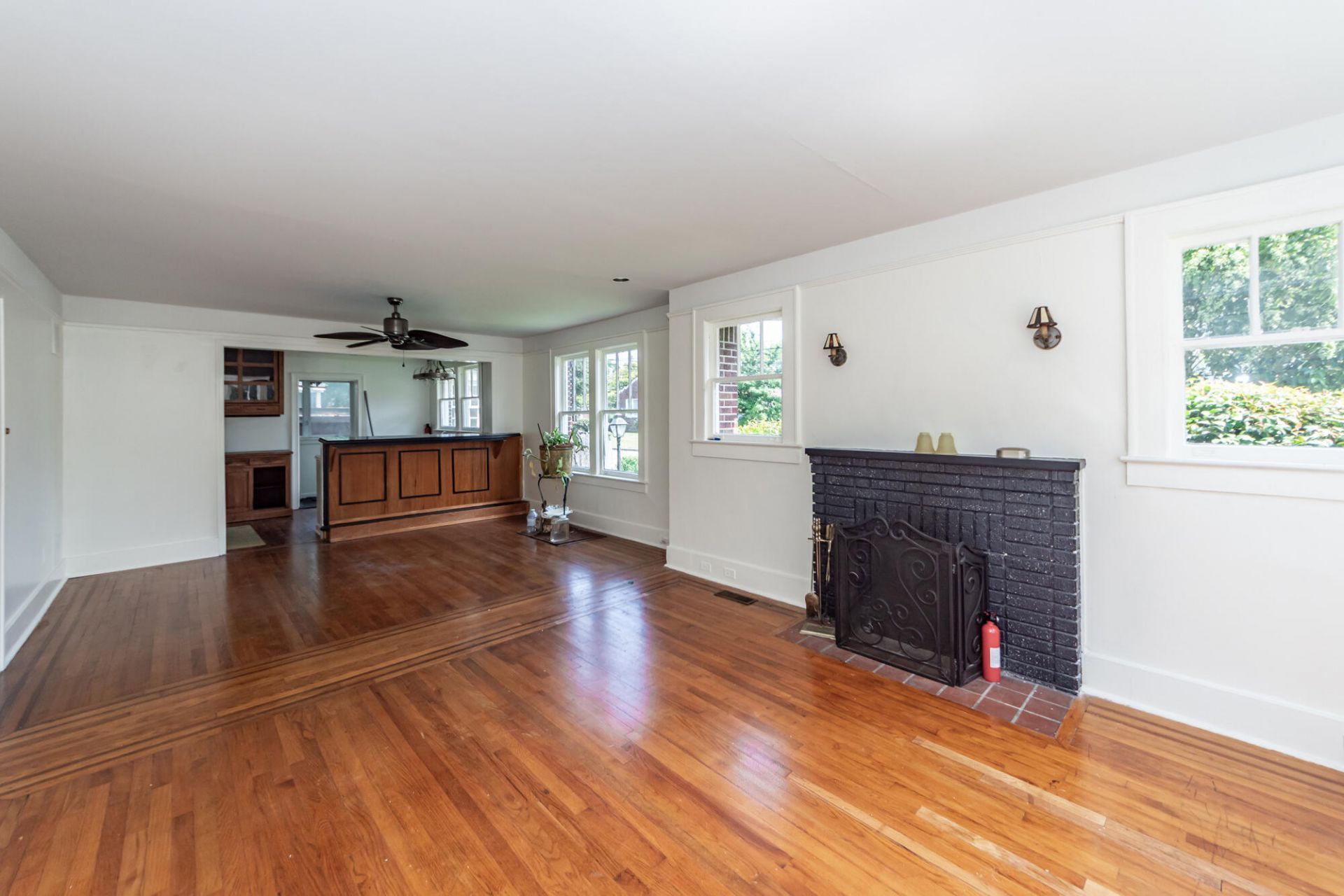 25 8th Avenue Photo 4