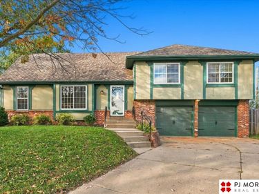 9732 Jaynes Circle, Omaha, NE 68134