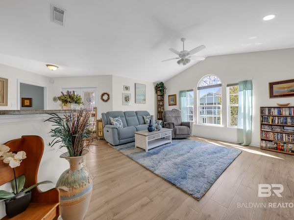 6194 Gulf Shores Pkwy, Unit R8, Gulf Shores, AL 36542