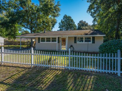 1236 Hawthorne Circle, Hanahan, SC 29410