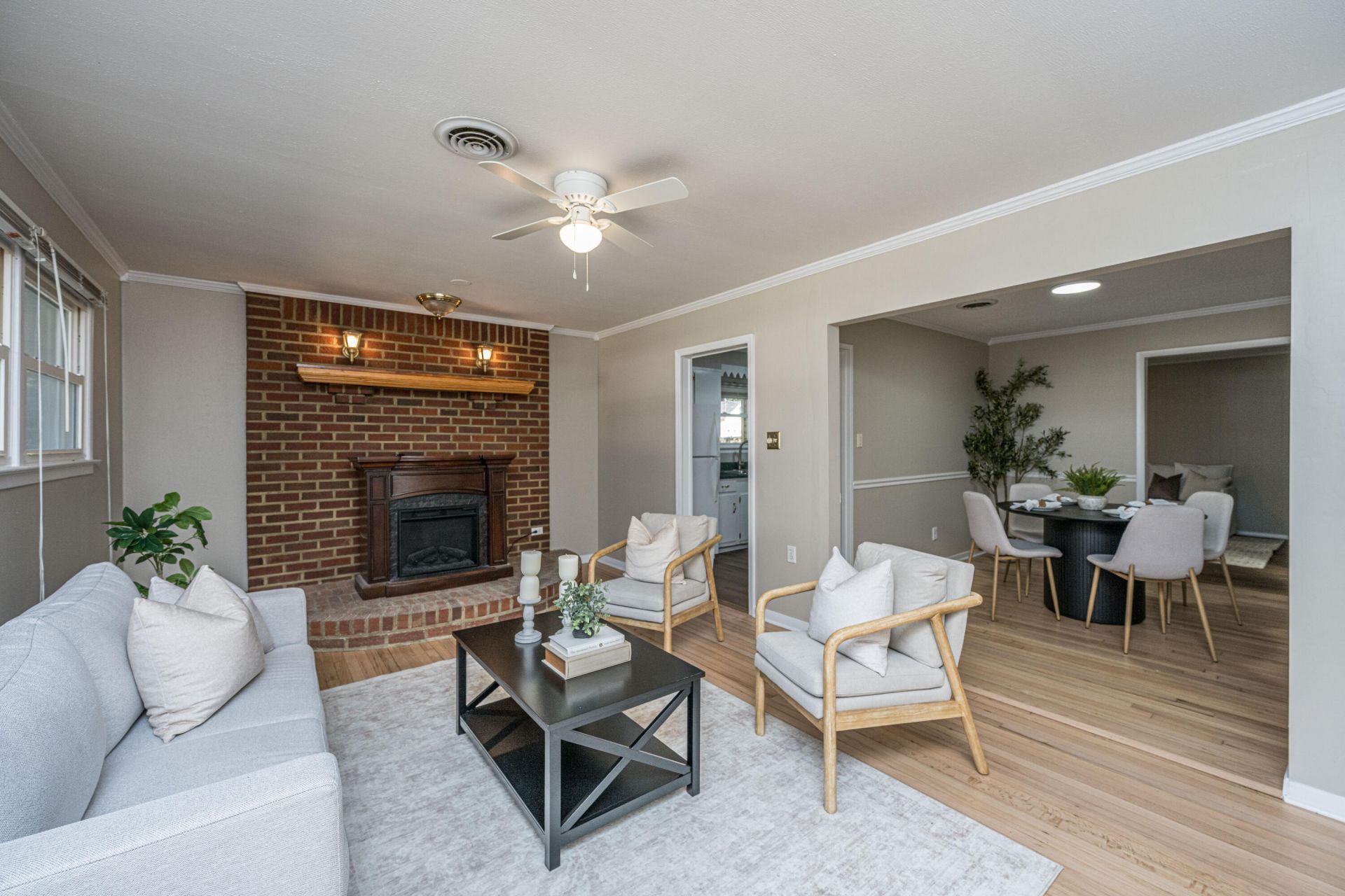 1236 Hawthorne Circle Photo 7