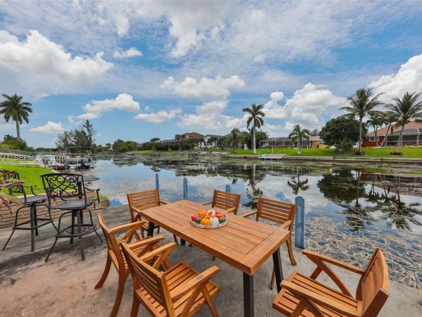 503 SE 17 St, Unit 503, Cape Coral, FL 33990