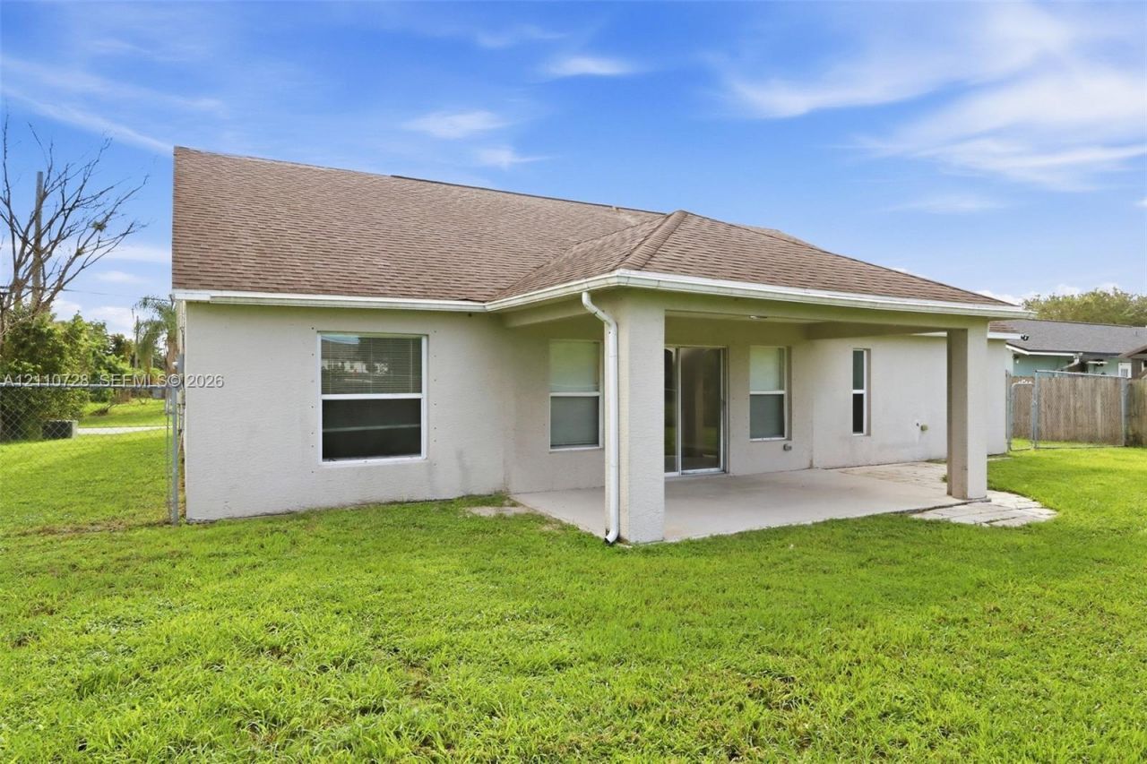 3526 SW Rosardo St , Port Saint Lucie, FL 34953 Photo