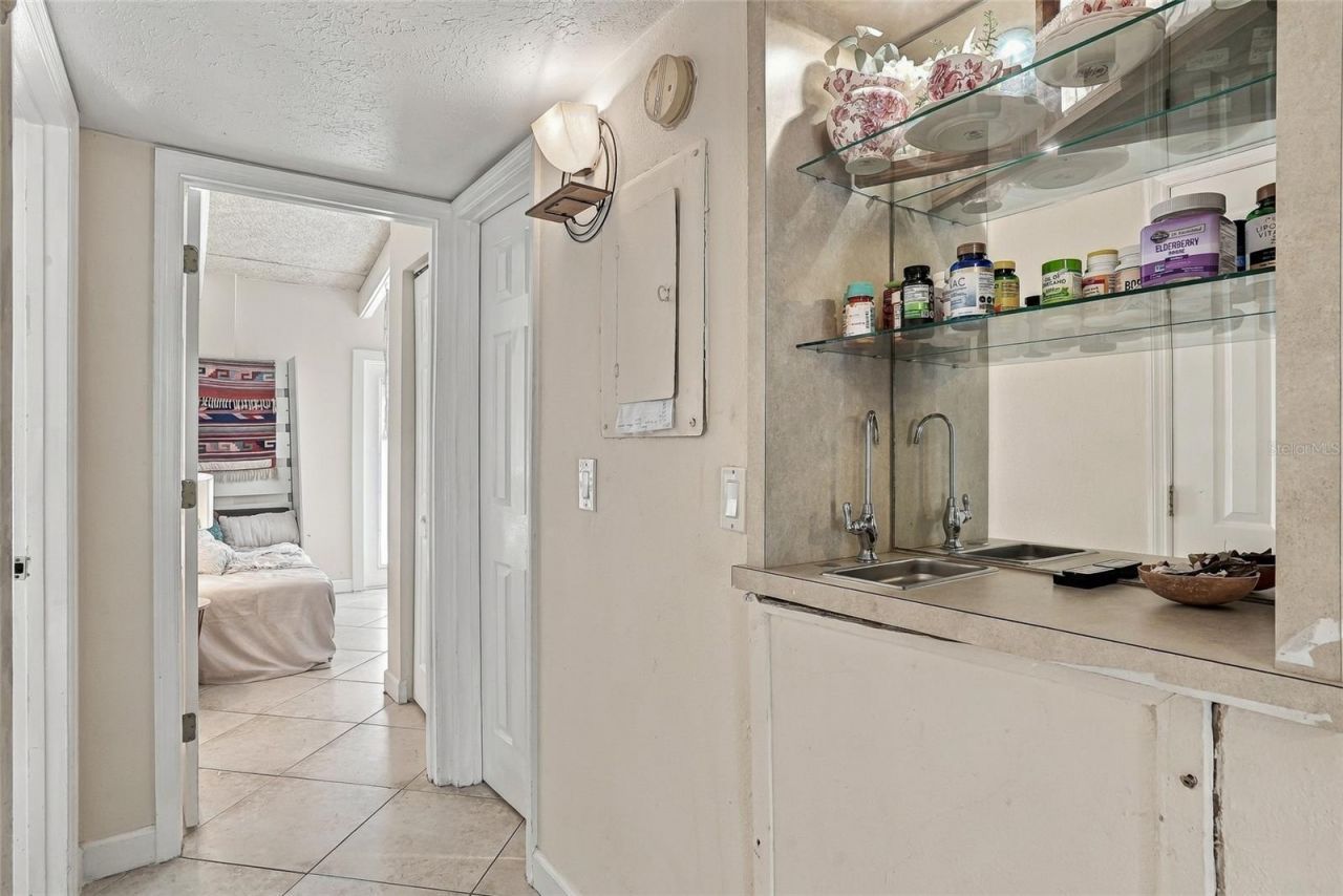 500 N Jefferson Avenue , Unit A1, Sarasota, FL 34237 Photo