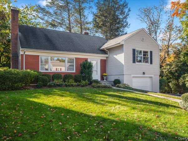 29 Beechwood Road, Hartsdale, NY 10530