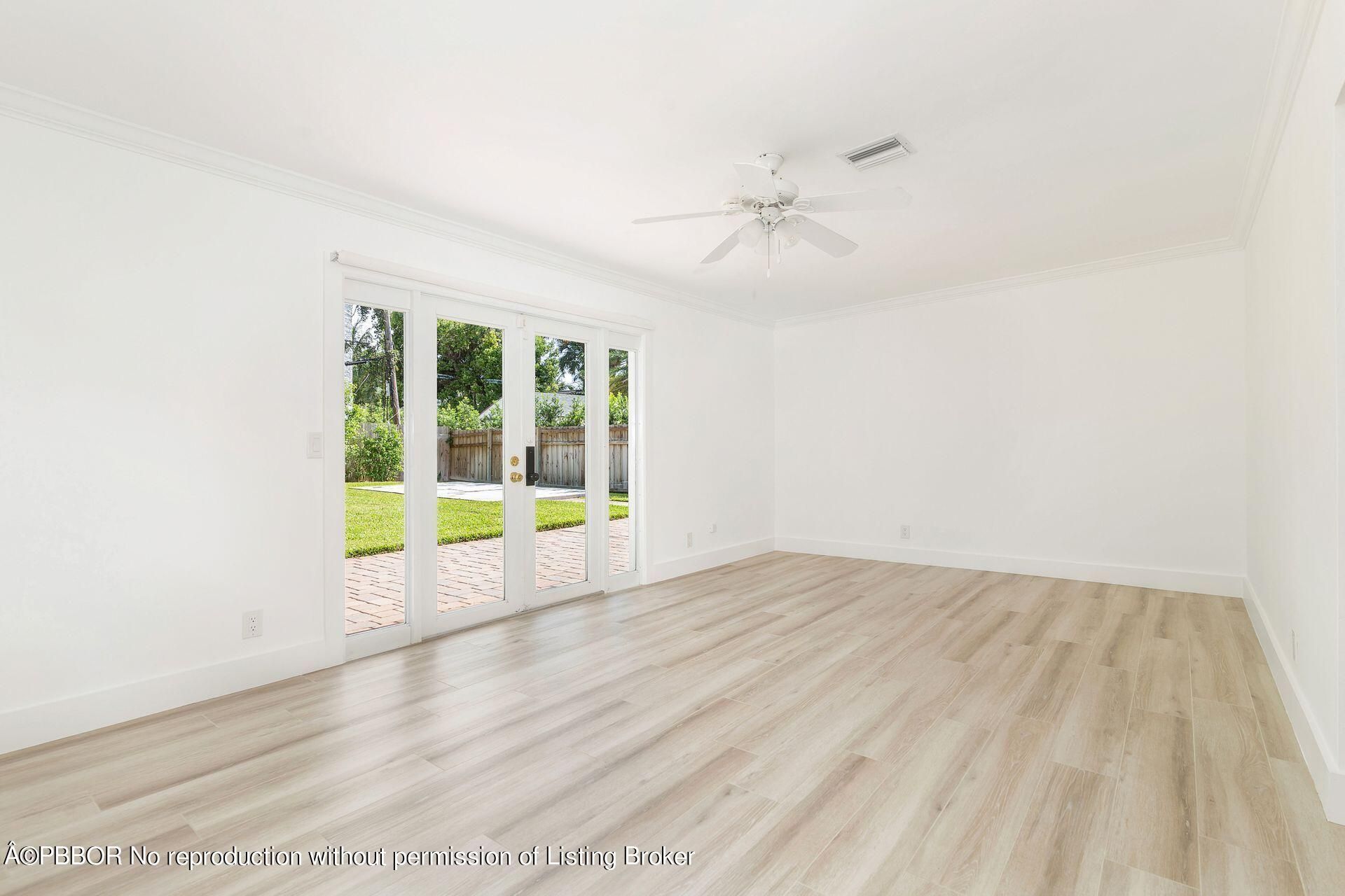 135 Edgewood Drive, West Palm Beach, FL 33405 Photo
