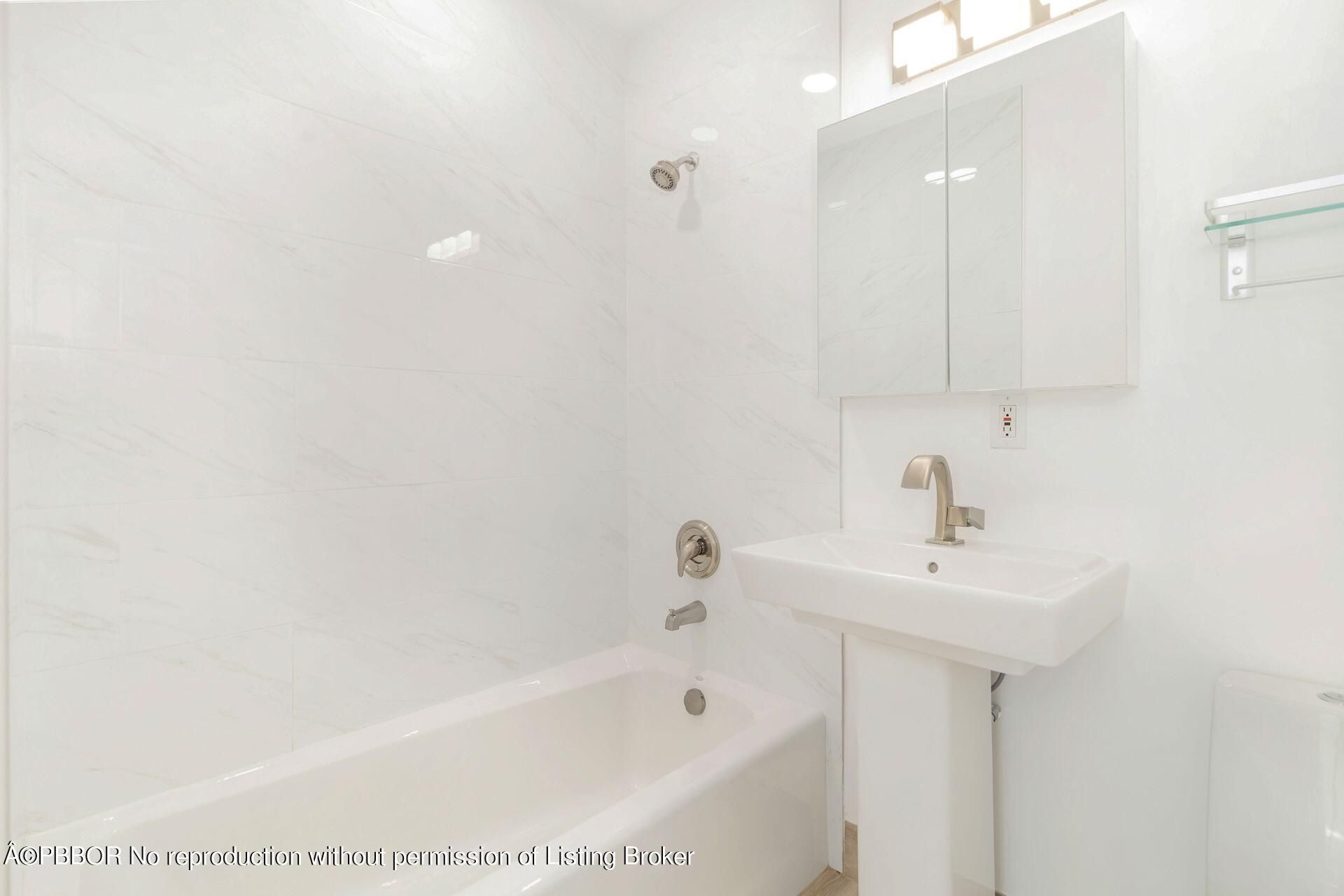 135 Edgewood Drive, West Palm Beach, FL 33405 Photo