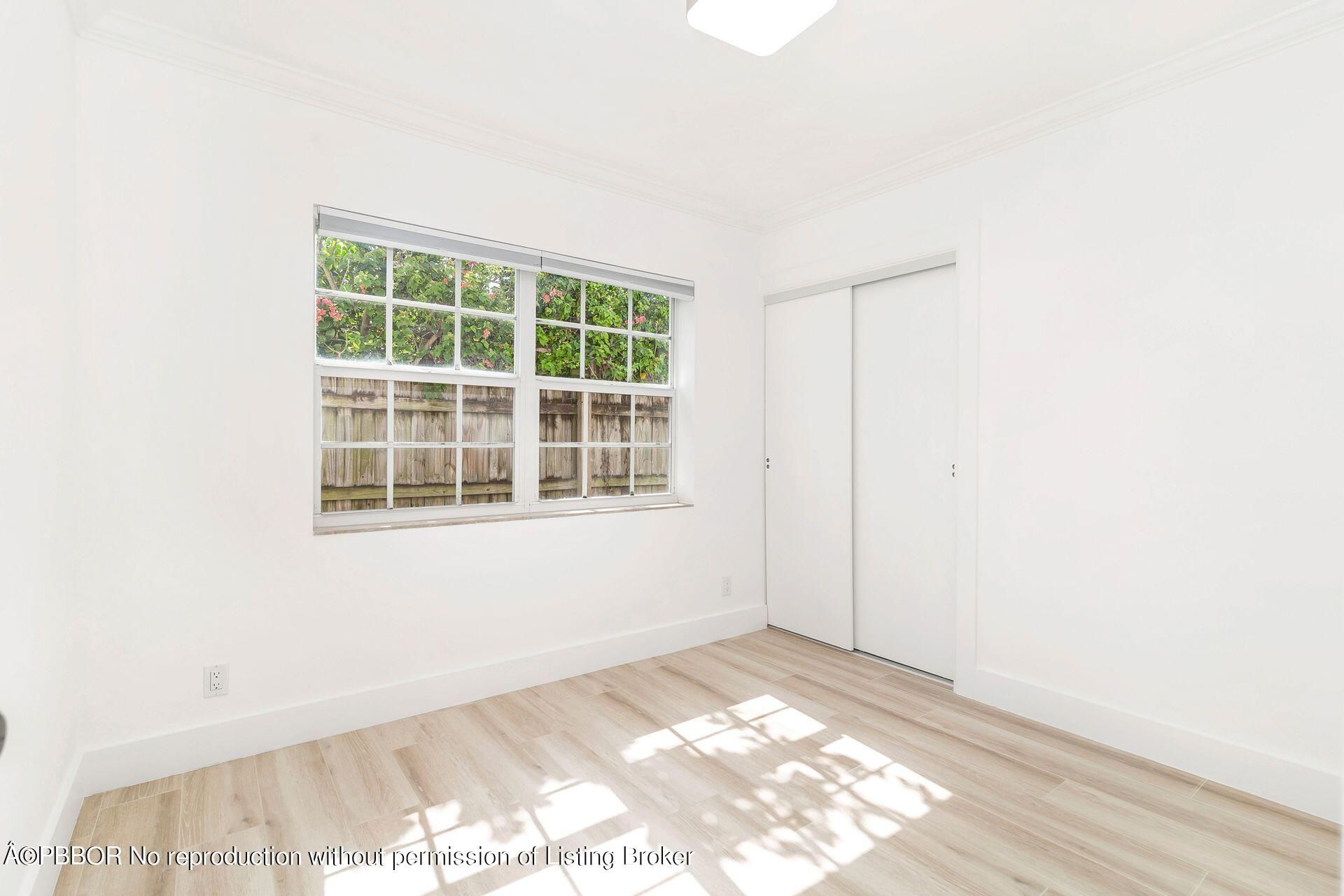 135 Edgewood Drive, West Palm Beach, FL 33405 Photo