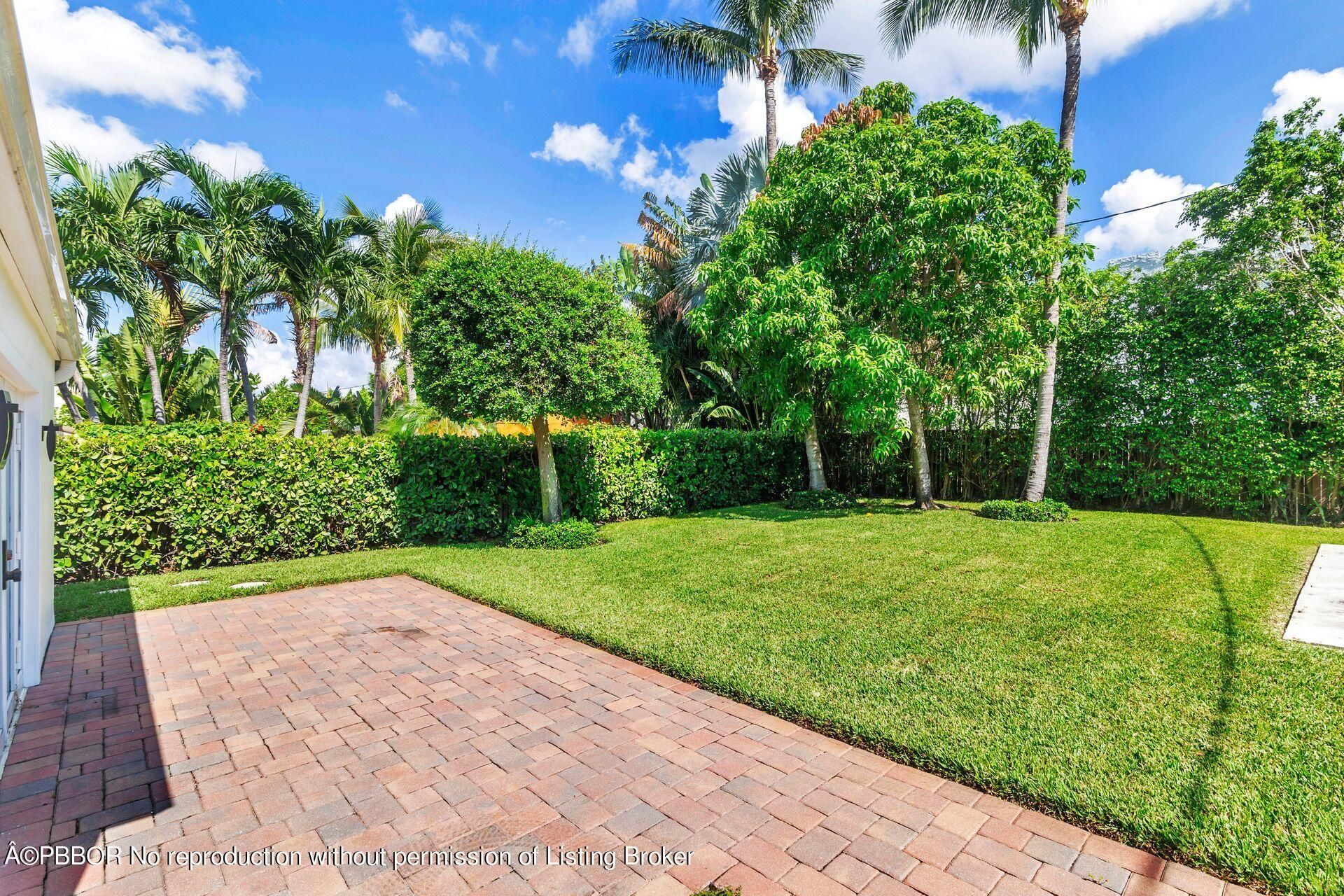 135 Edgewood Drive, West Palm Beach, FL 33405 Photo