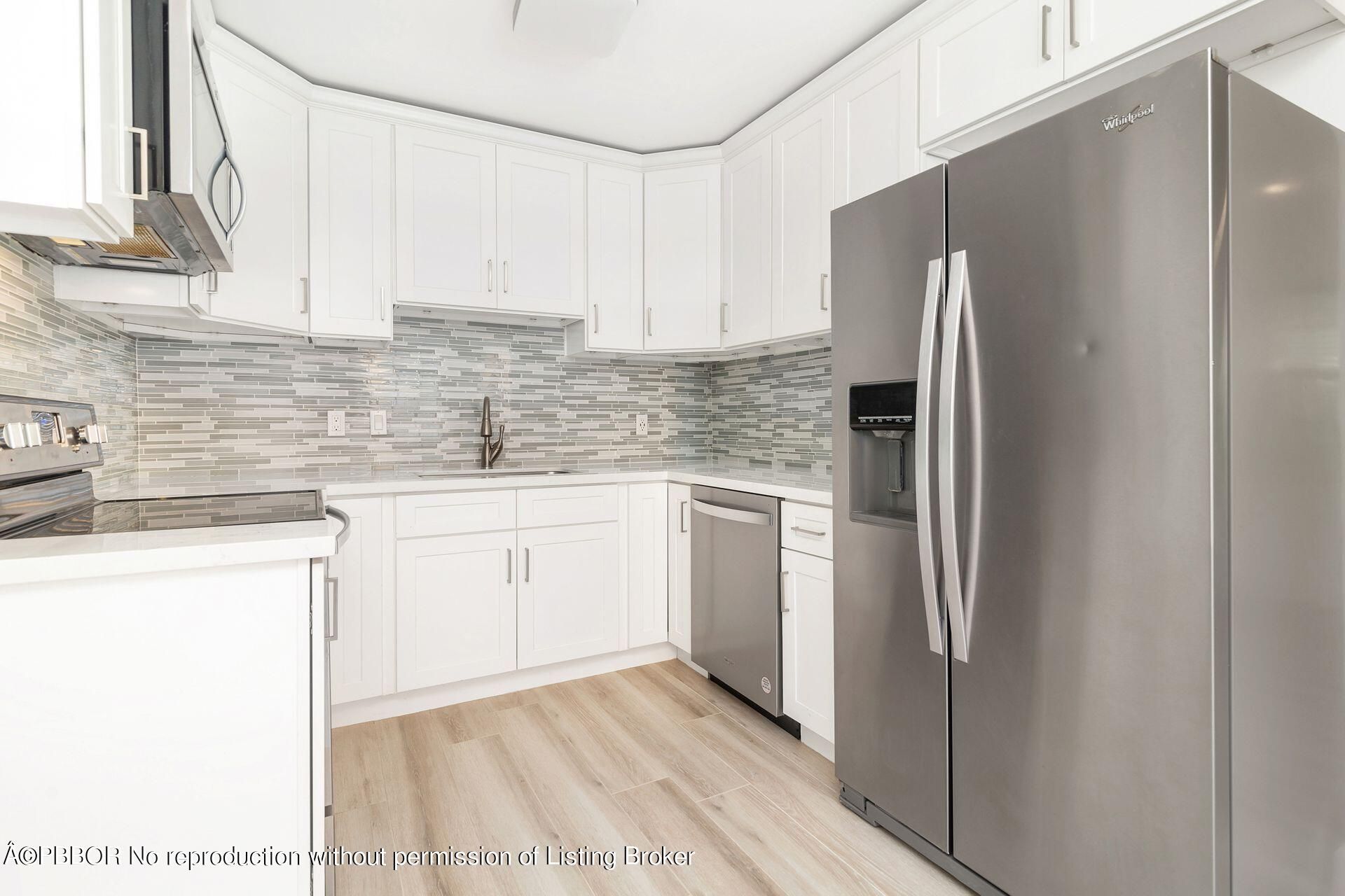 135 Edgewood Drive, West Palm Beach, FL 33405 Photo