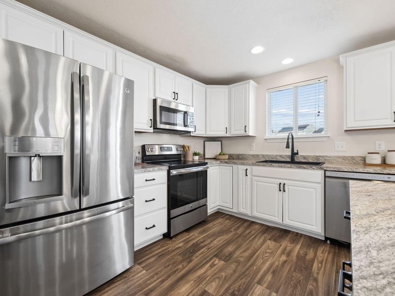 3982 Mad River Road, Grove City, OH 43123 Photo 8