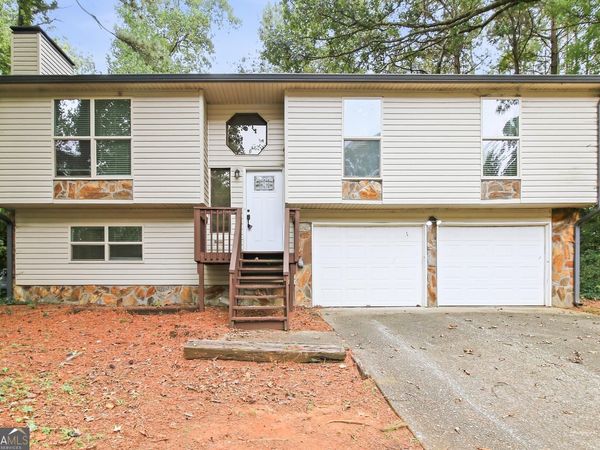 6048 Matthew Lane, Douglasville, GA 30135
