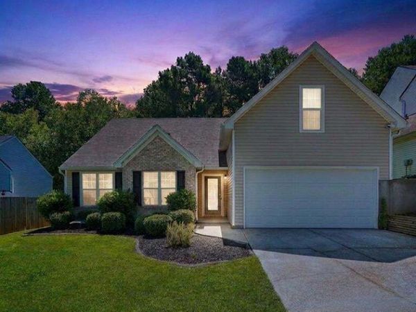 1077 Woodsong Pass Ct, Lawrenceville, GA 30043