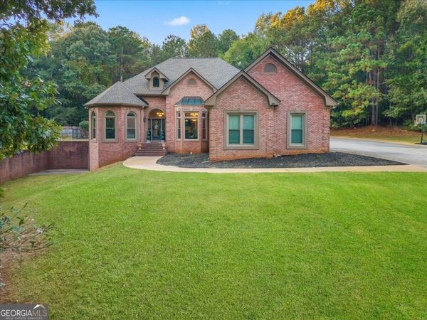 815 Streamside Drive, Mcdonough, GA 30252