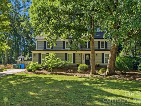 834 Winter Wood Drive , Matthews, NC 28105
