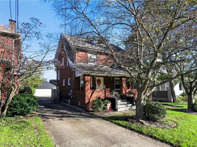 107 N Hartford Avenue , Youngstown, OH 44509 Photo 3