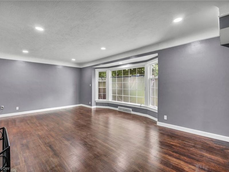 3012 Keswick Road, Cleveland, OH 44120 Photo 11