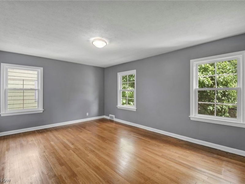 3012 Keswick Road, Cleveland, OH 44120 Photo 26