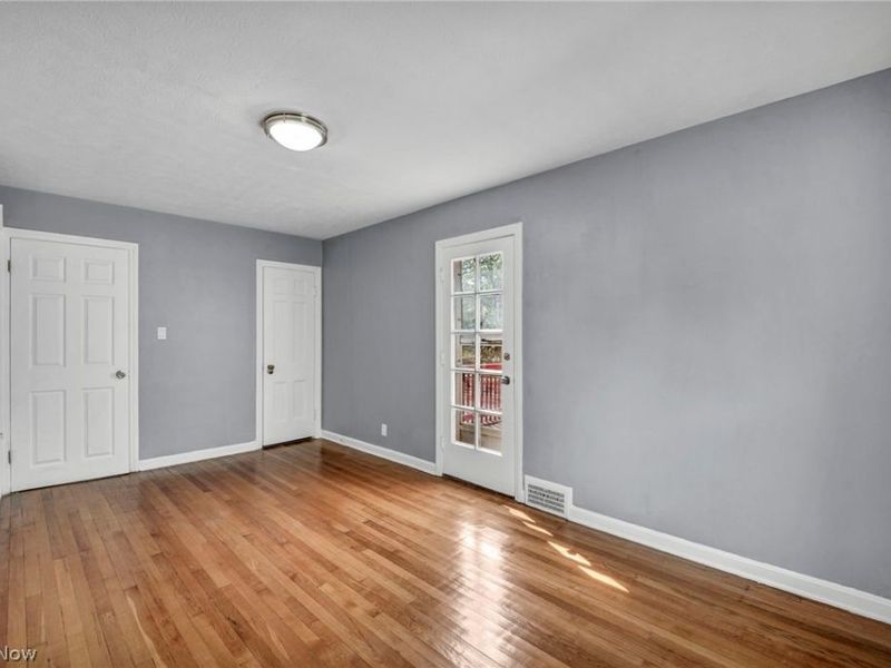 3012 Keswick Road, Cleveland, OH 44120 Photo 31