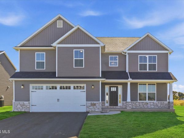110 Kinloch Drive, Perrysburg, OH 43551
