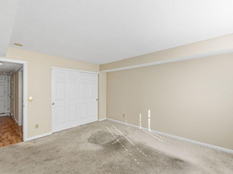 821 Neeb Road, Unit 1, Cincinnati, OH 45238 Photo 21