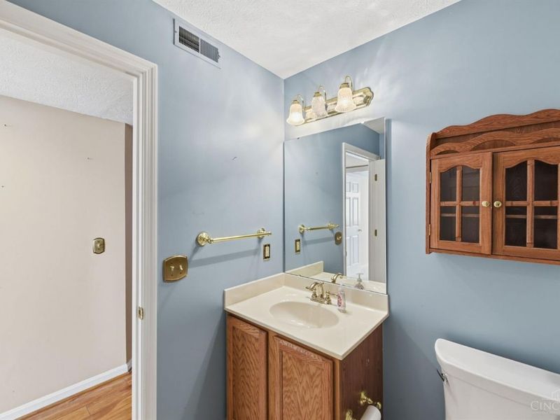 821 Neeb Road, Unit 1, Cincinnati, OH 45238 Photo 23