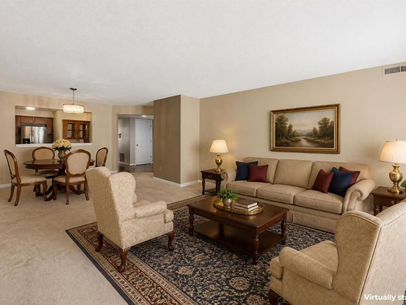 821 Neeb Road, Unit 1, Cincinnati, OH 45238 Photo 8
