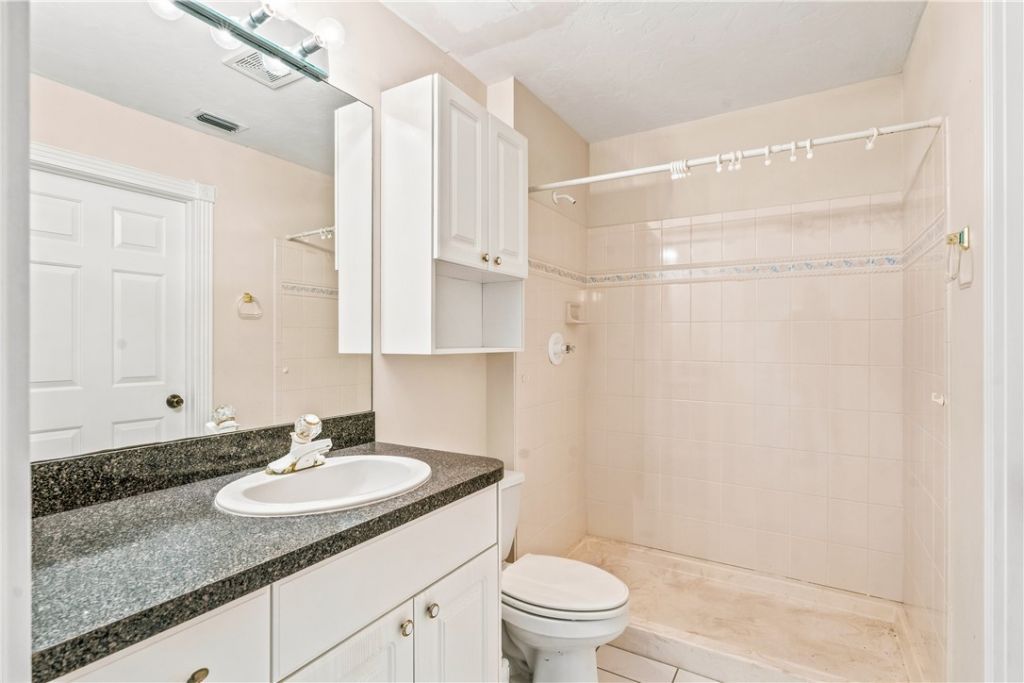 655 Wall Street, Vero Beach, FL 32960 Photo