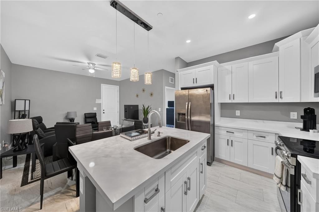 13201/203 First St, Fort Myers, FL 33905 Photo
