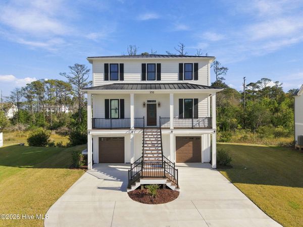 538 Sheldrake Court , Beaufort, NC 28516