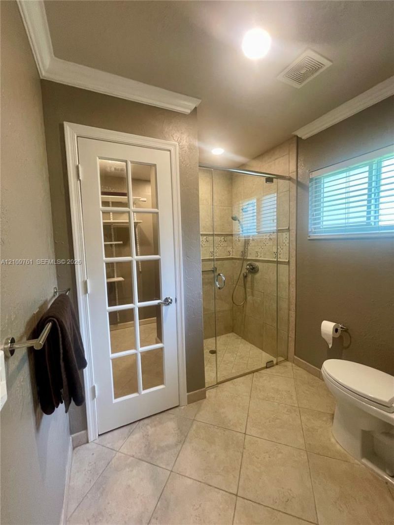 807 E Cypress Ln , Unit V-49, Pompano Beach, FL 33069 Photo