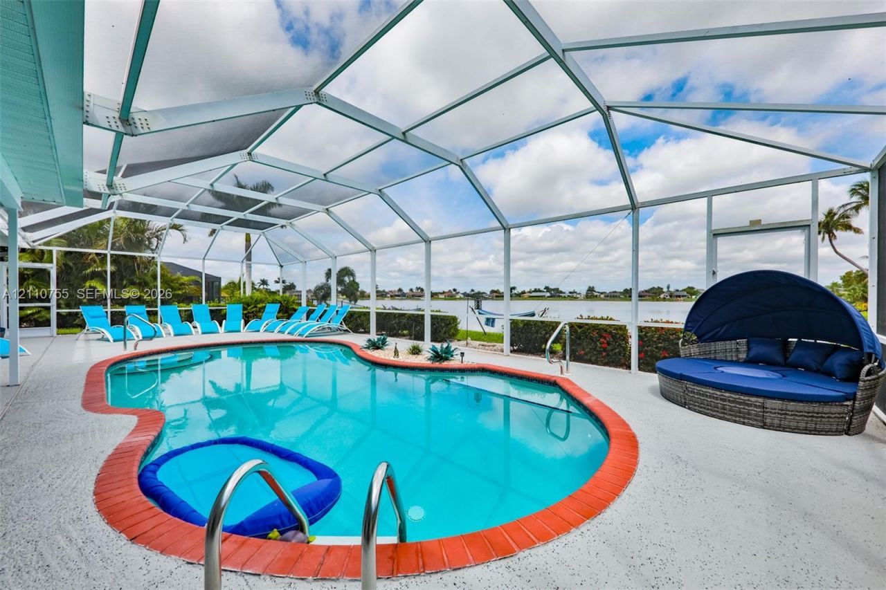 407 SW 37th St, Unit 407, Cape Coral, FL 33914 Photo
