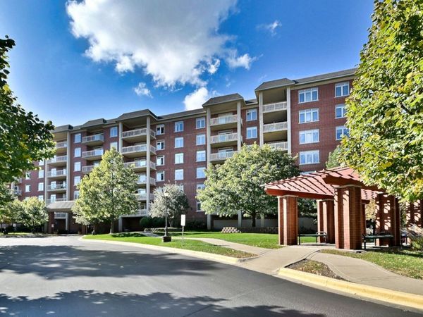8300 Callie Avenue , Unit 412, Morton Grove, IL 60053