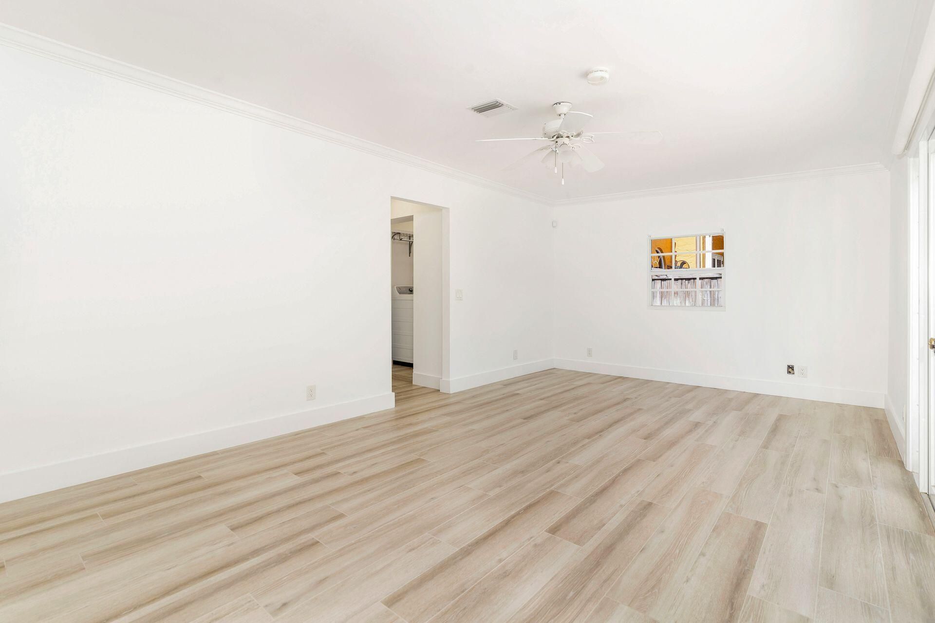 135 Edgewood Drive, West Palm Beach, FL 33405 Photo