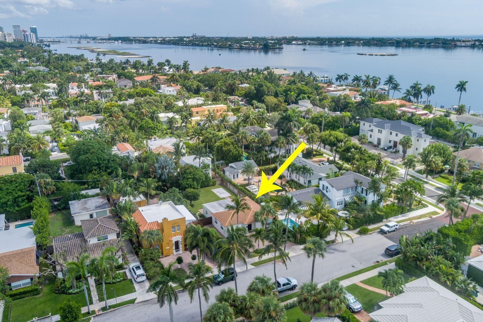 135 Edgewood Drive, West Palm Beach, FL 33405 Photo