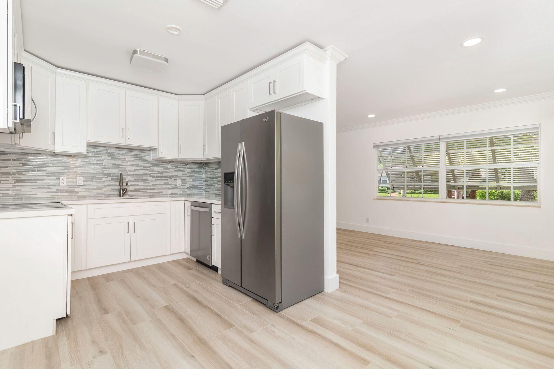 135 Edgewood Drive, West Palm Beach, FL 33405 Photo