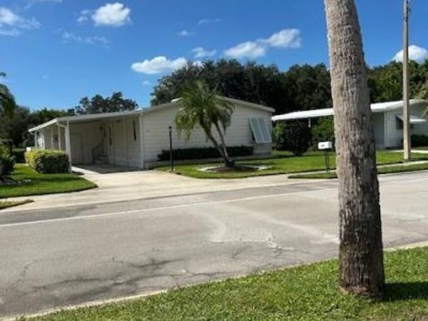 567 Charlemagne BLVD , NAPLES, FL 34112