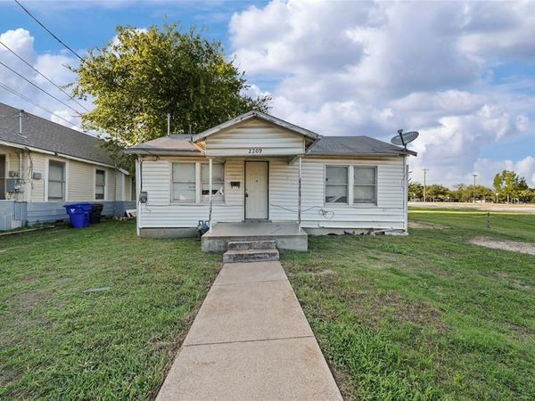 2209 Cleveland Avenue, Waco, TX 76706