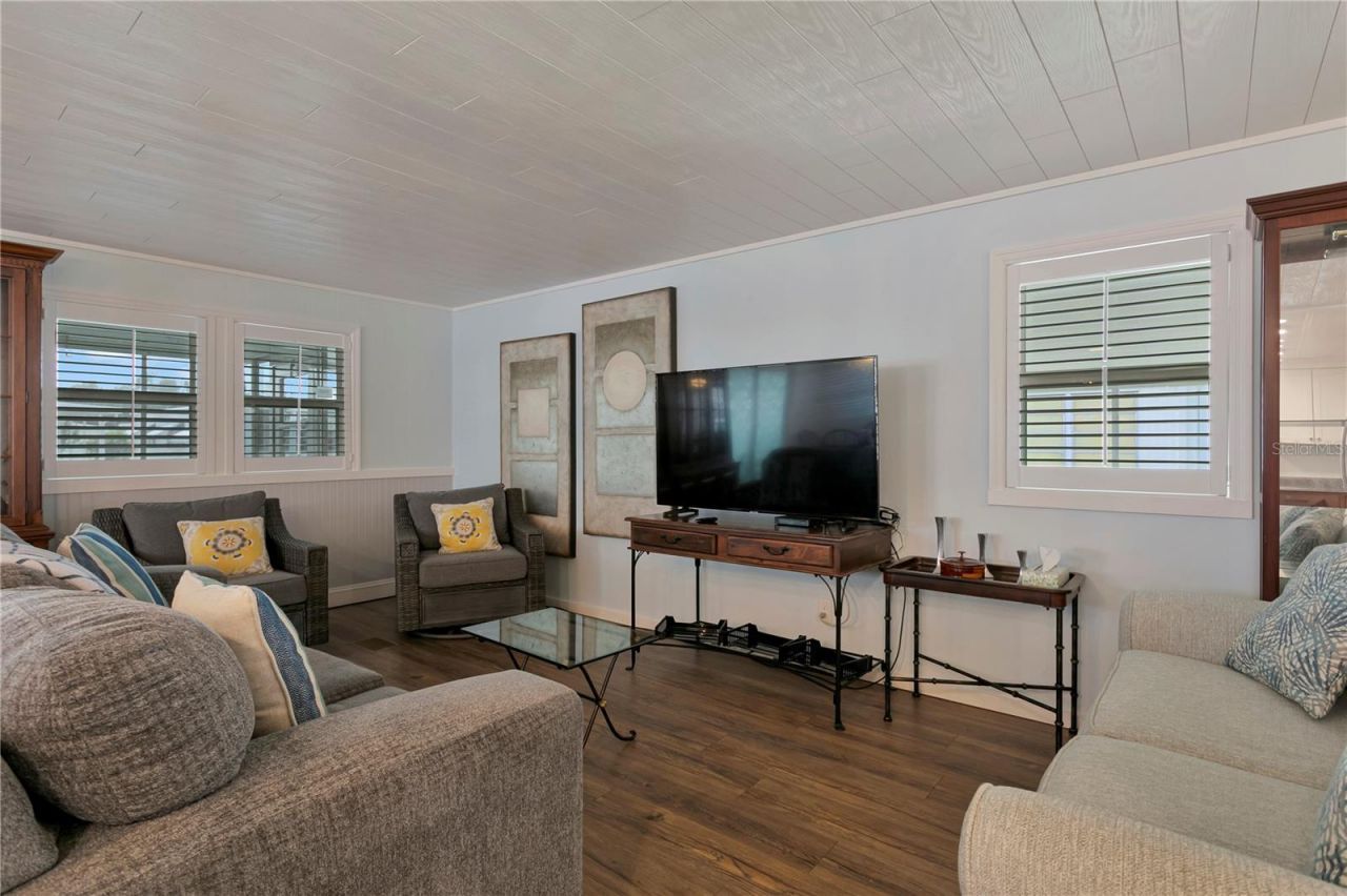 3329 Overcup Oak Terrace , Sarasota, FL 34237 Photo